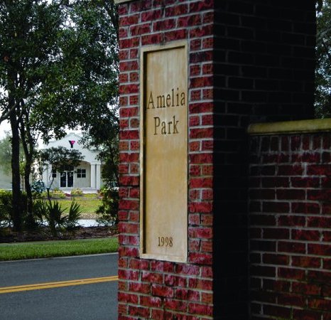 entry to Amelia Park